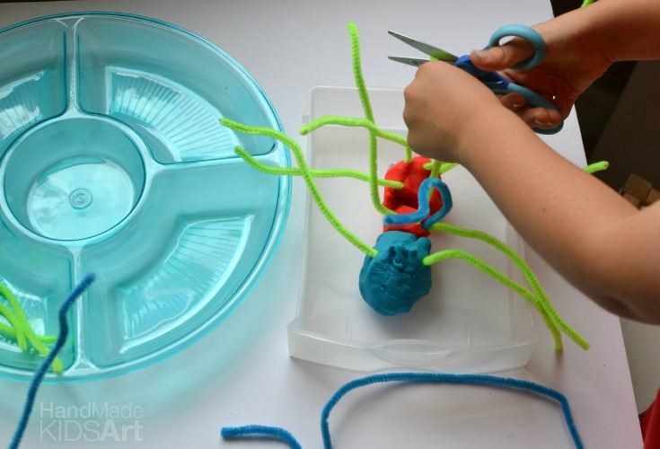 build a bug pipecleaners