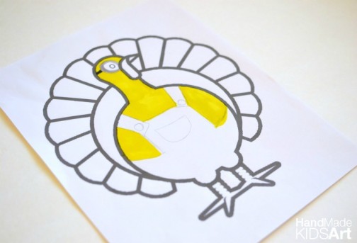 Disguise a Turkey, as a Minion? - Innovation Kids Lab